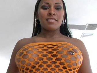 ASSPARADE NIPPLE RING